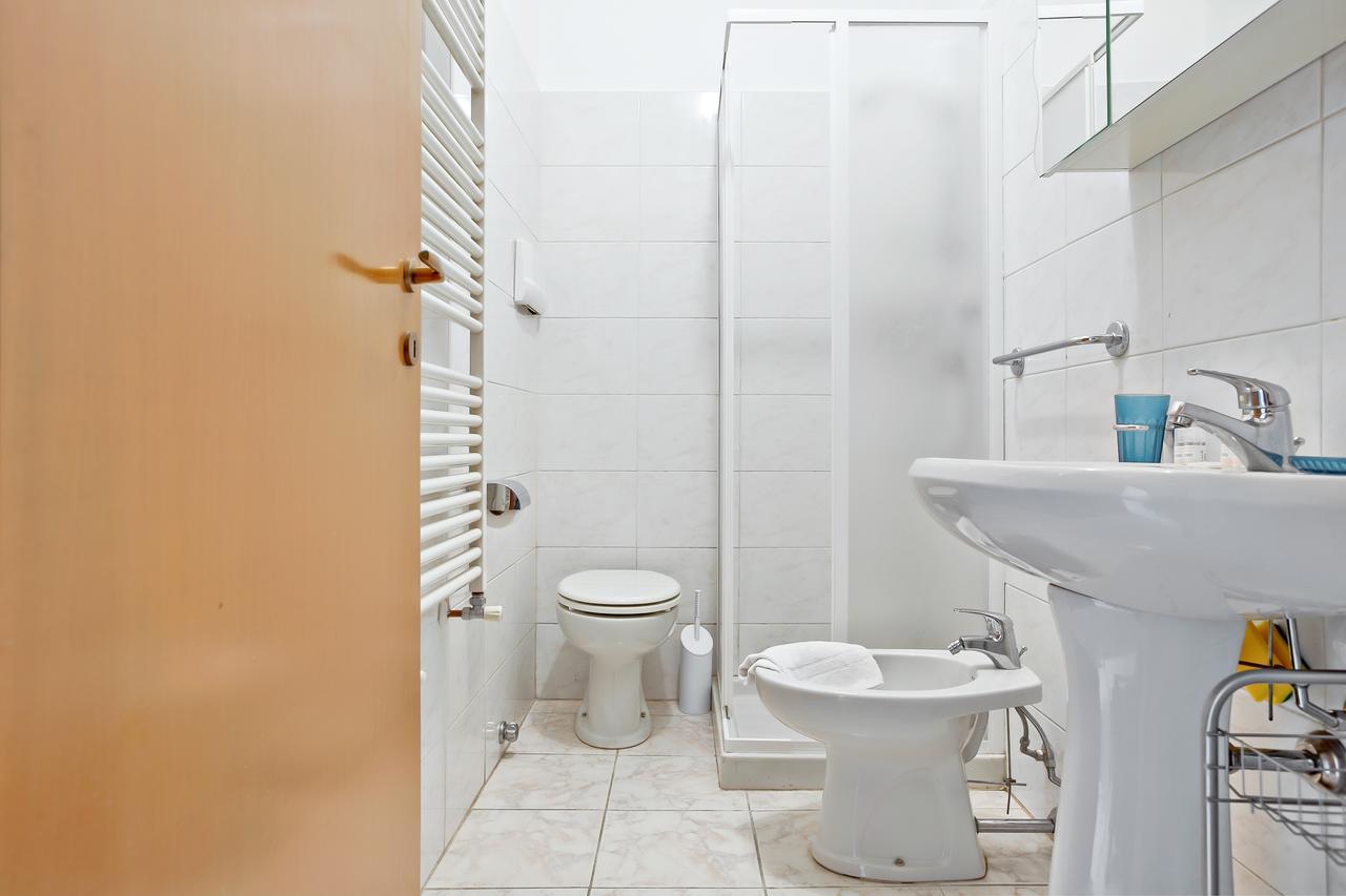 Ferienwohnung Cenisio Brilliant Flat Mailand Exterior foto