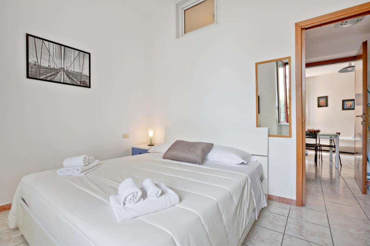 Ferienwohnung Cenisio Brilliant Flat Mailand Exterior foto