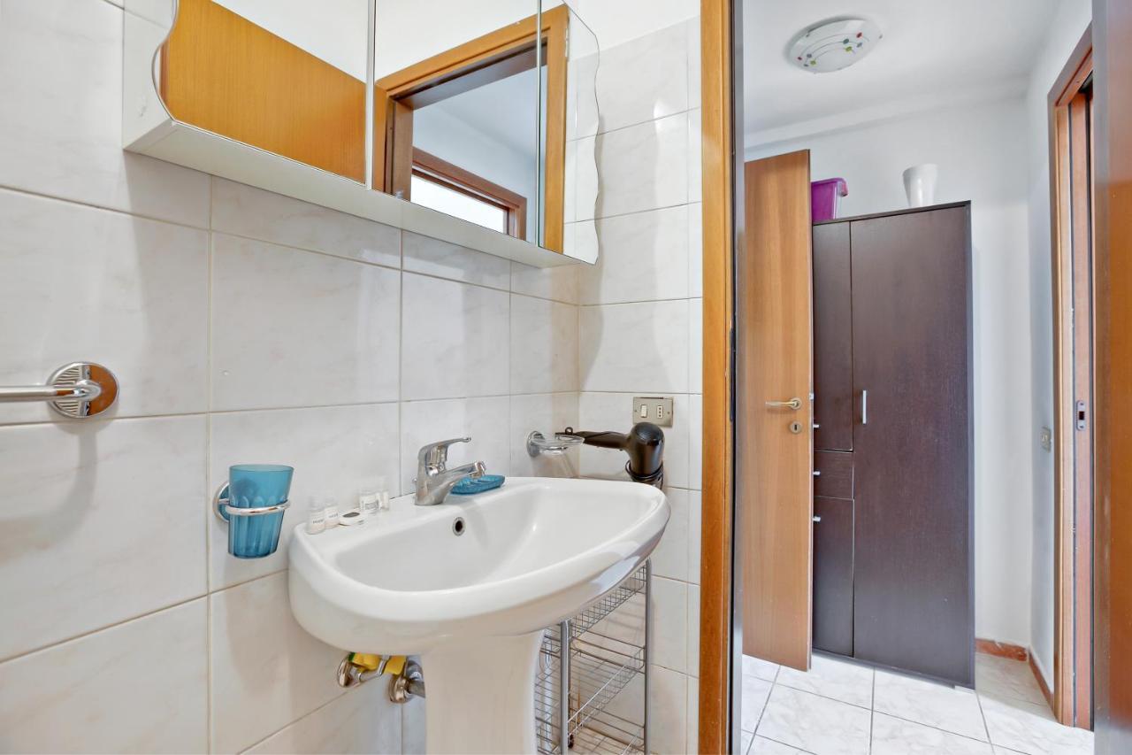 Ferienwohnung Cenisio Brilliant Flat Mailand Exterior foto